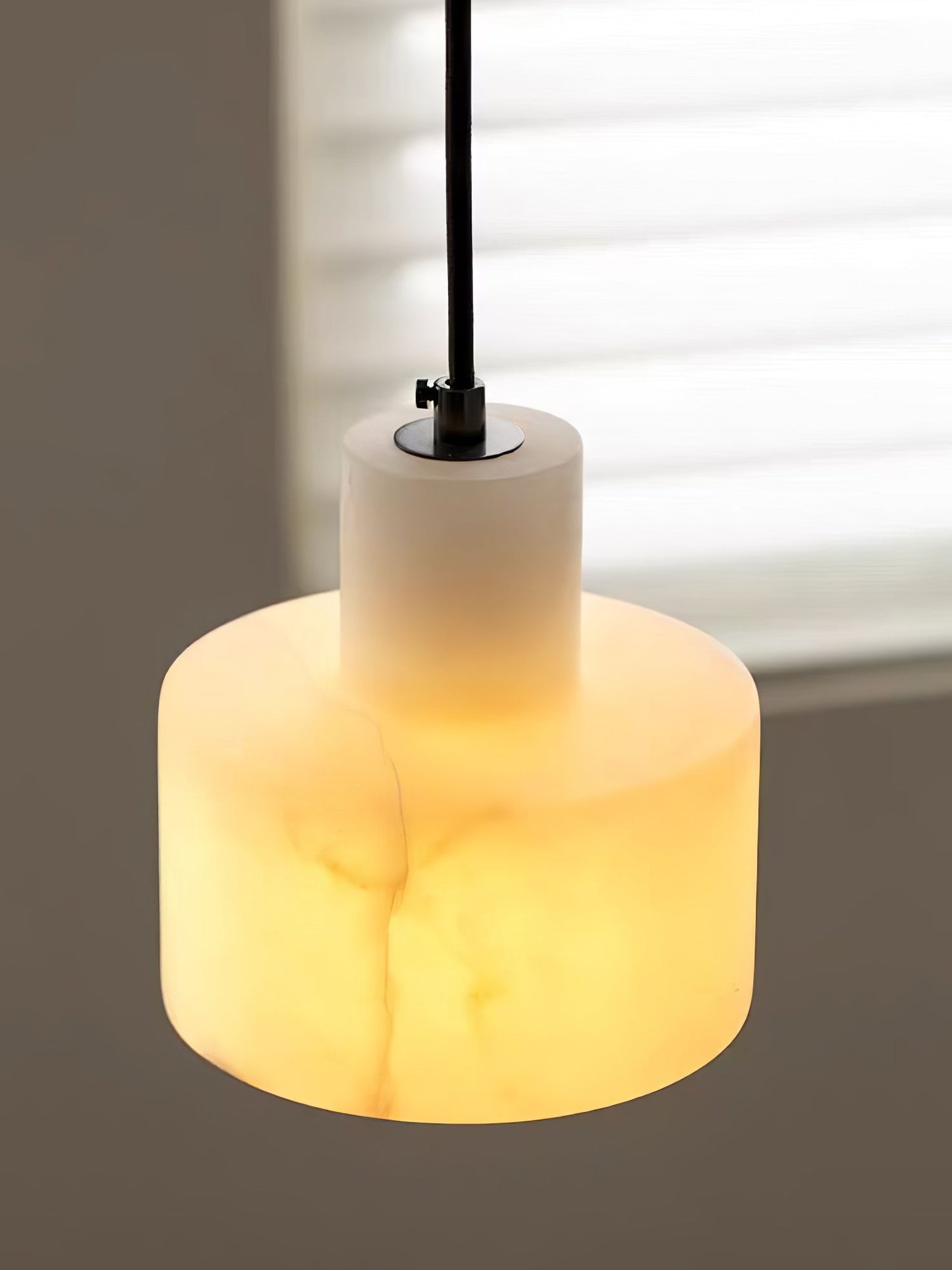 Eloise Alabaster Pendant Lamp