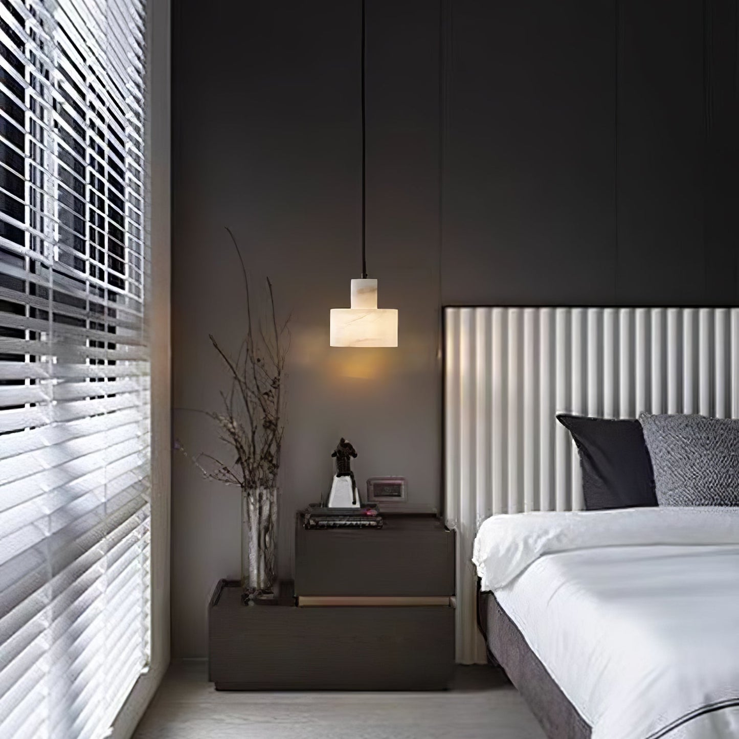 Eloise Alabaster Pendant Lamp