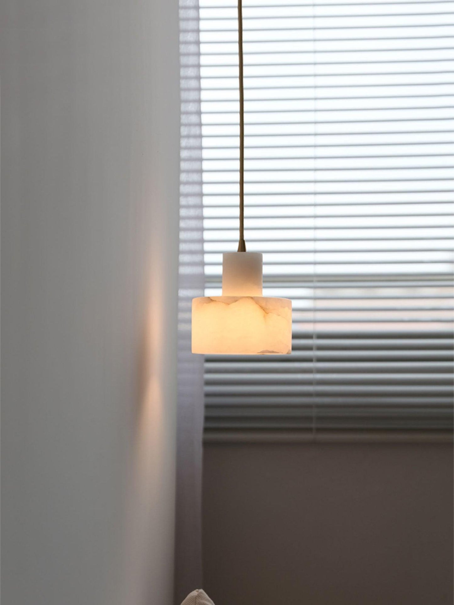Eloise Alabaster Pendant Lamp