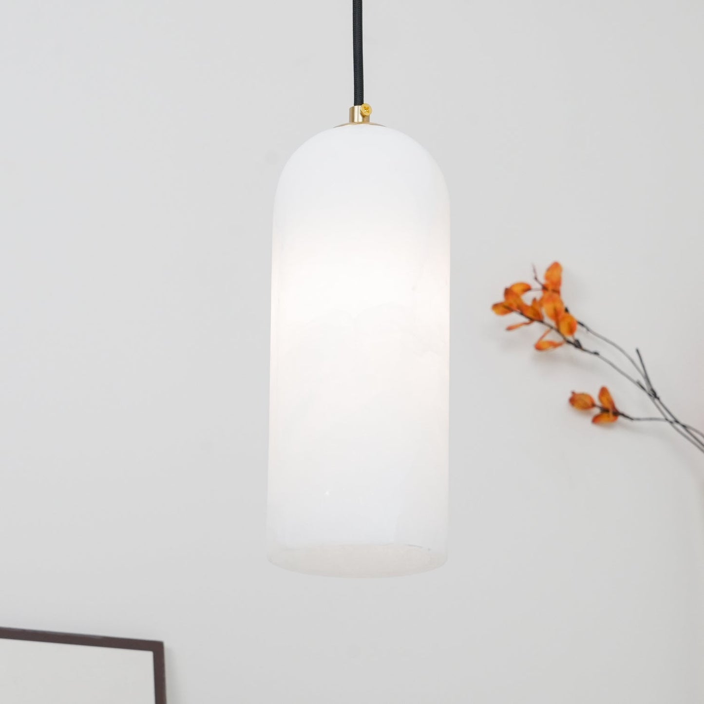 Quinn Alabaster Pendant Lamp